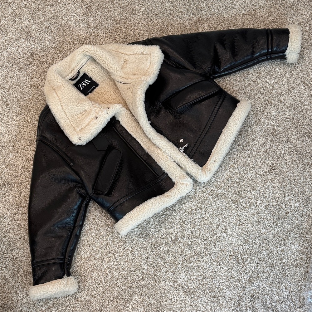 Zara Women’s Black moto Jacket with Cream Fleece Trim